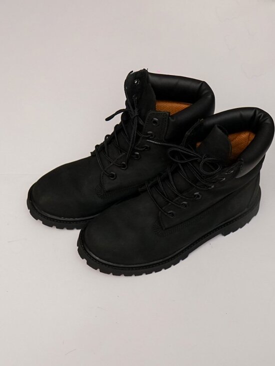 Timberland Classic Waterproof Men\'s Boots - Black Nubuck, US Size 5M  Black main image 8
